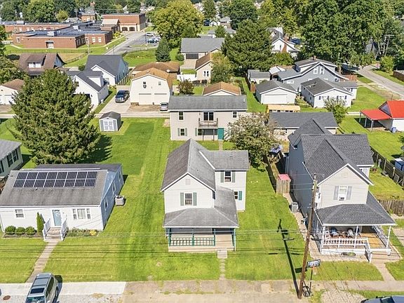 5th image of 419 Poplar Ave