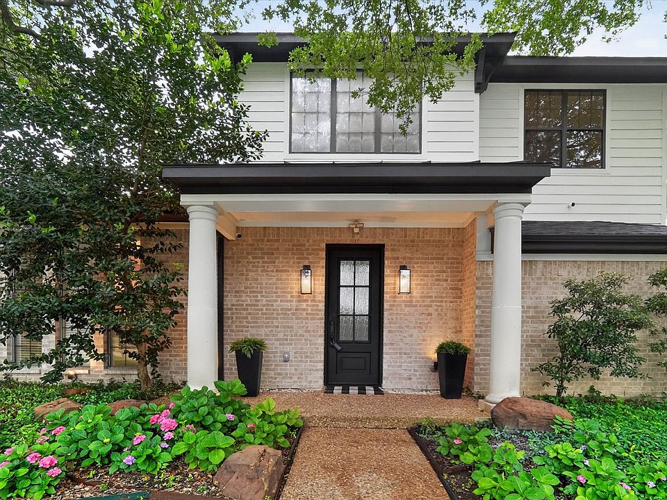 1st image of 15808 Bluefire Ct