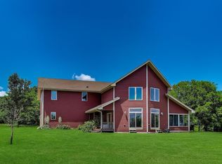 8617 Fox River Rd, Burlington, WI 53105