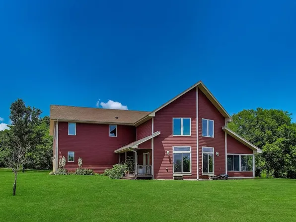 8617 Fox River ROAD, Burlington, WI 53105