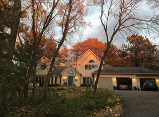 5017 Highland Rd, Minnetonka, MN 55345