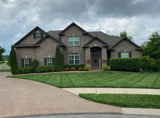 450 Limestone Ct, Gallatin, TN 37066