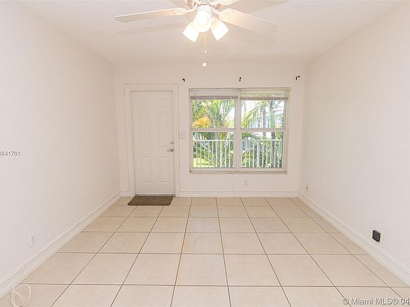 4th image of 3260 NE 19th Ave APT 19