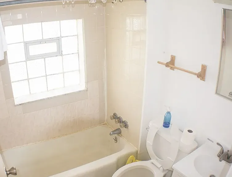2814 Shawhan Ave — Photo 2