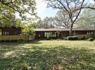 1201 Nottingham Ln, Elgin, IL 60120