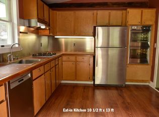 697 W Dover Rd, Pawling, NY 12564