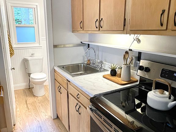 5th image of 11 Spring St #1