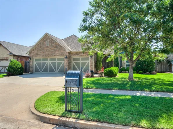 19512 Green Meadow Ln, Edmond, OK 73012
