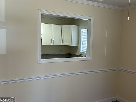 5th image of 201 Mount Moriah Rd #1