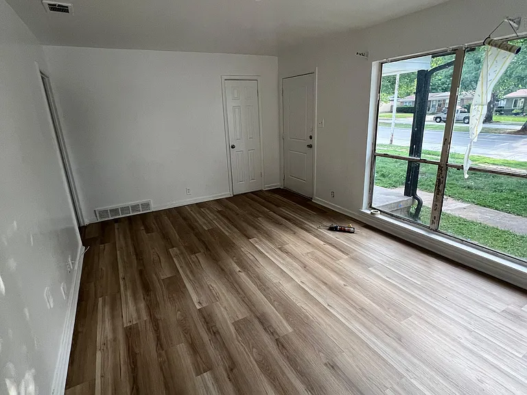 814 N Carrier Pkwy #814 — Photo 6