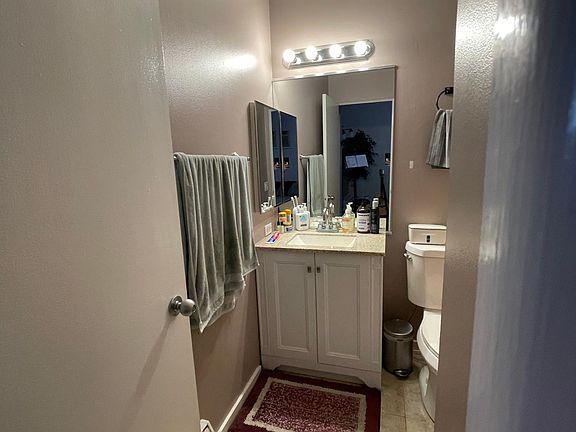 5th image of 1736 N Bissell St #1