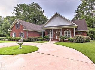 202 Country Way, Springfield, GA 31329