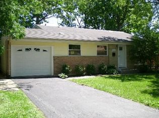 123 Longaker Dr, Northbrook, IL 60062