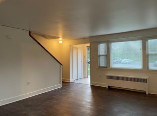 2010 42nd St #H, Los Alamos, NM 87544
