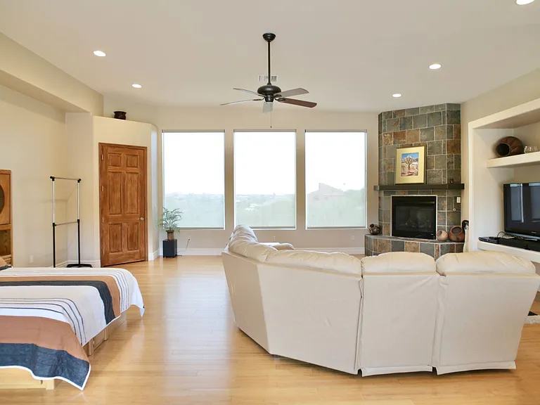 3900 N Camino Blanco #1 — Photo 31