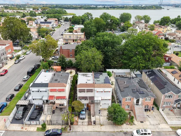 160 Stephens Avenue image 26 of 29