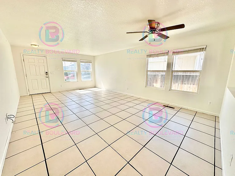 9685 Canyon Meadows Dr — Photo 9