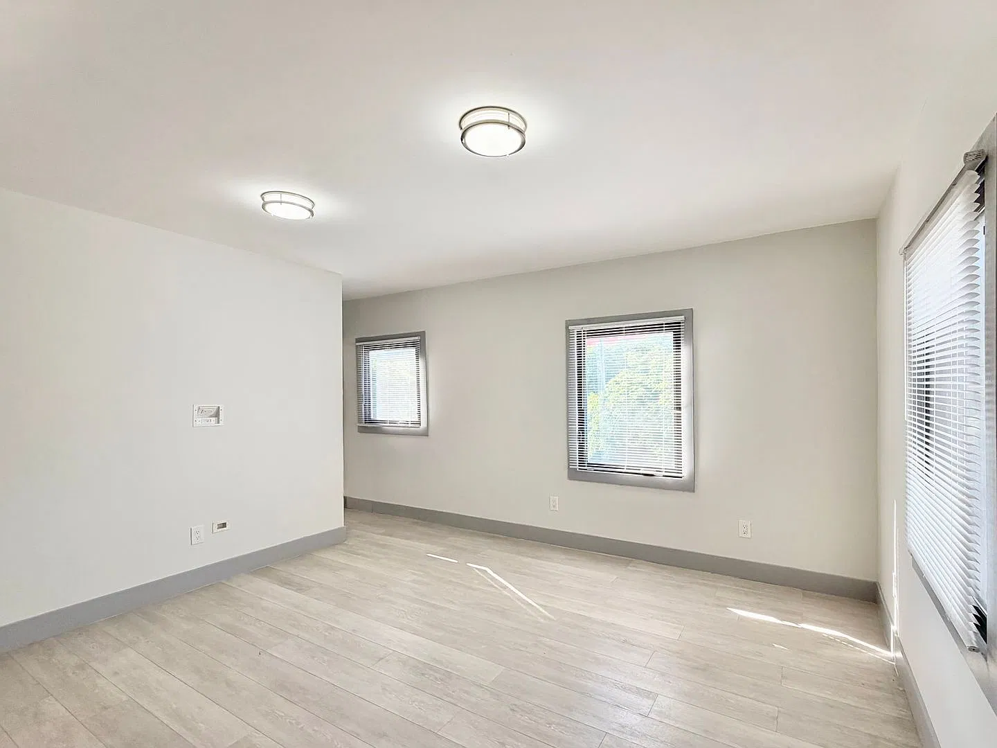 Fully Renovated 2-Bedroom in Wynwood Norte — Photo 3