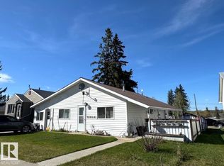 5012 48th Ave, Onoway, AB T0E1V0