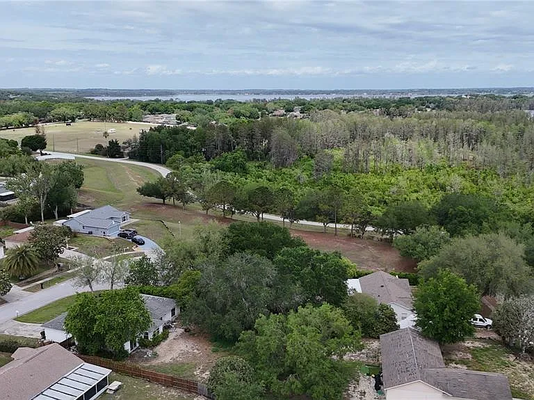 10748 Siena Dr — Photo 46