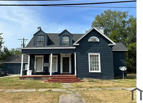 1142 Lyle St #6