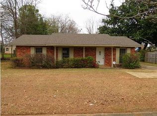 5819 Wares Ferry Rd, Montgomery, AL 36117