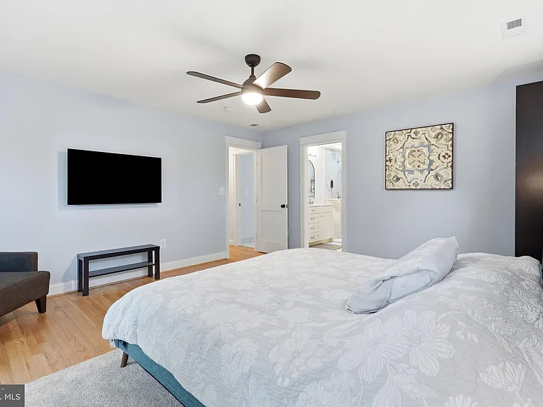 1227 Clagett Dr — Photo 38
