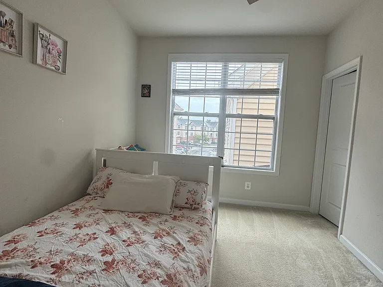 23275 Milltown Knoll Sq #109 — Photo 10
