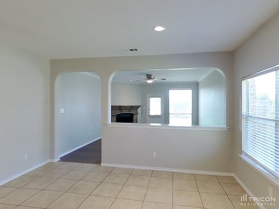 4th image of 1125 Vista View Dr
