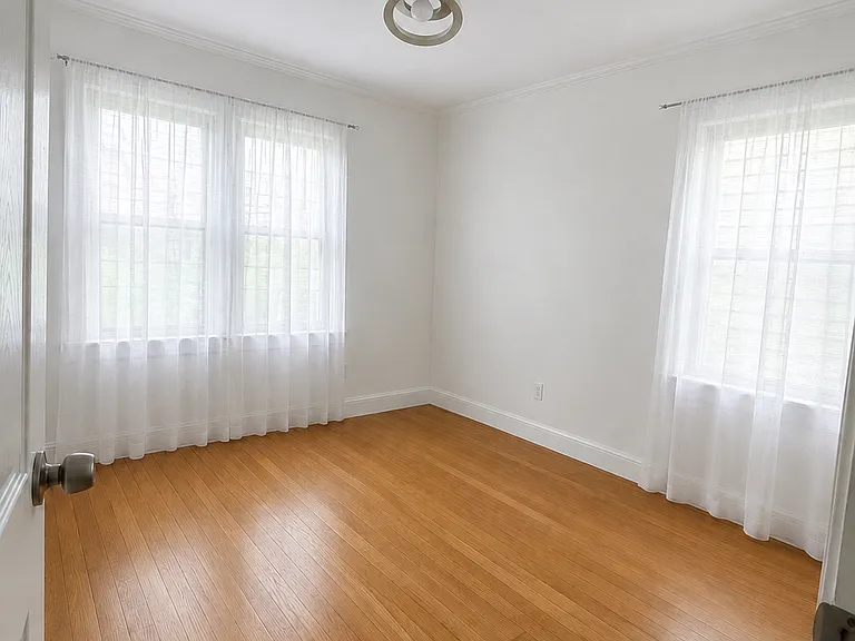 8317 Grand Ave — Photo 15