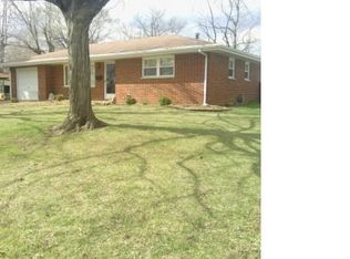 5 Stratford Way, Belleville, IL 62226