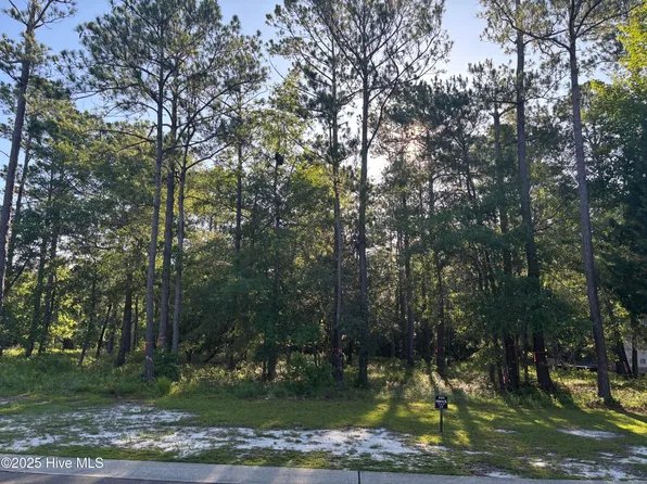 990 Ashburton Road SE, Bolivia, NC 28422