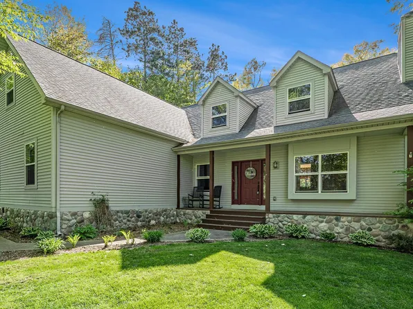 15158 Murray Woods Ct, Byron, MI 48418