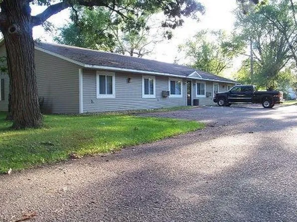 1903 2nd St E APT 2, Menomonie, WI 54751