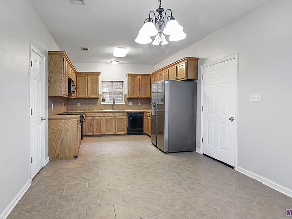 4th image of 41035 Villa Ct S