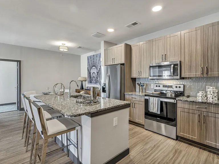 Haven at Mission Trace — Photo 15