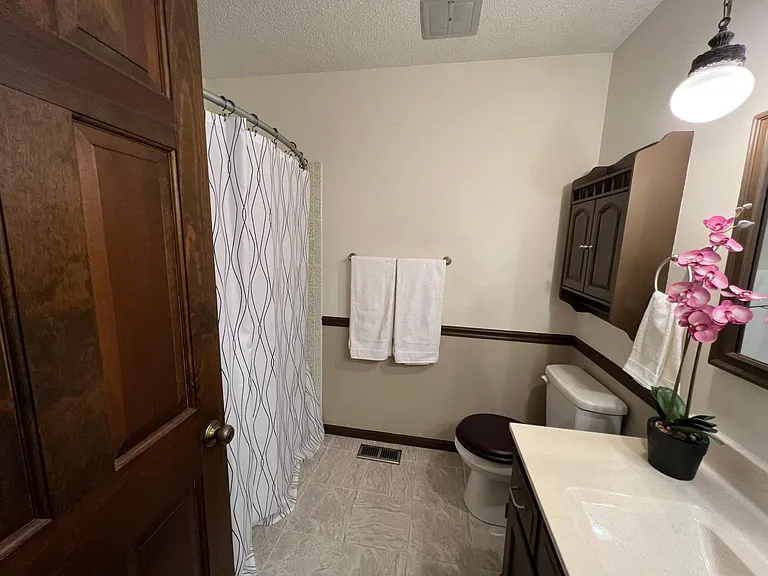 5921 SW 28th Ter — Photo 14