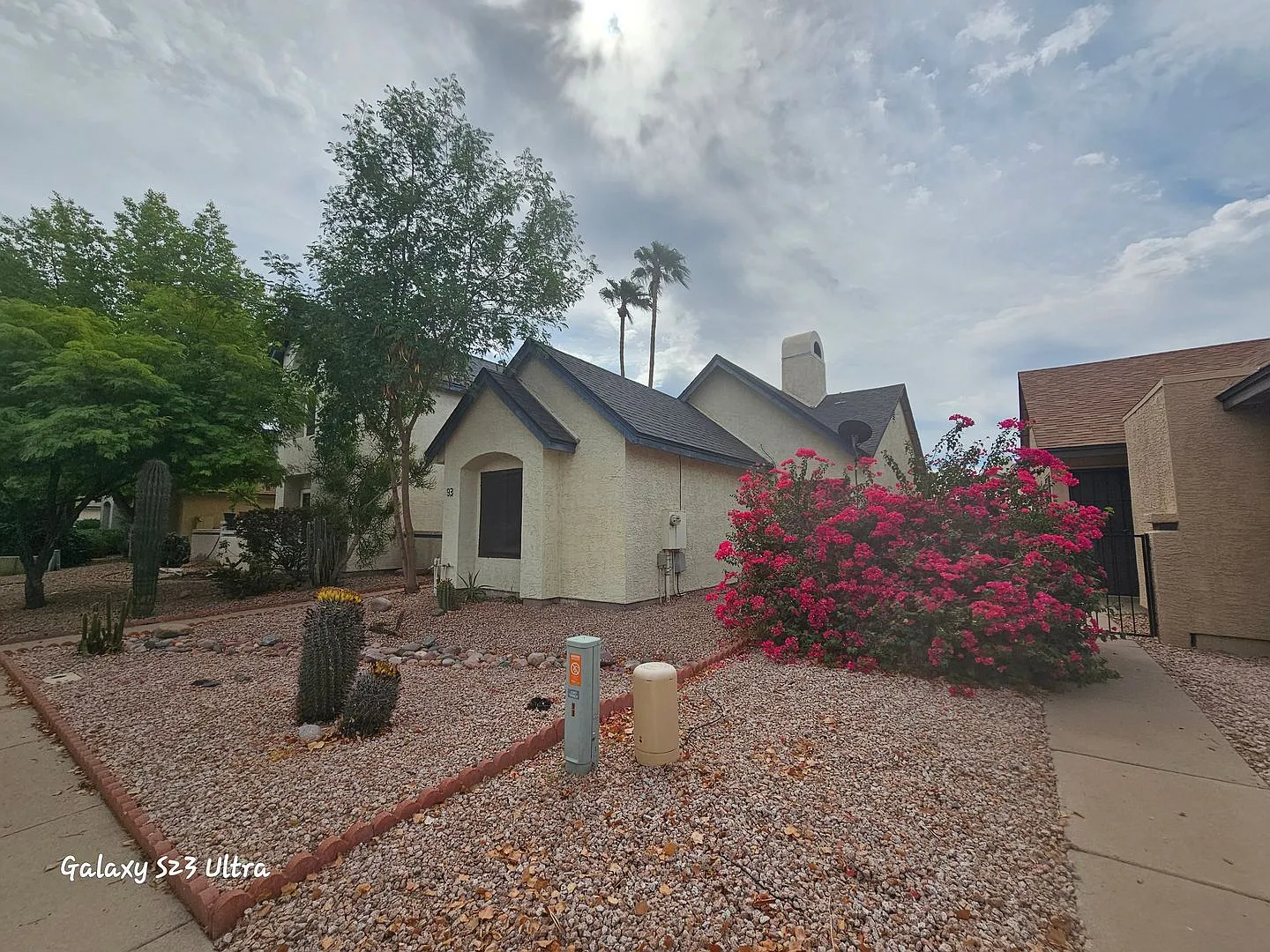 Free Rent Interested? 2 Bedroom Adorable Patio Home With Plenty Of Space! — Photo 2