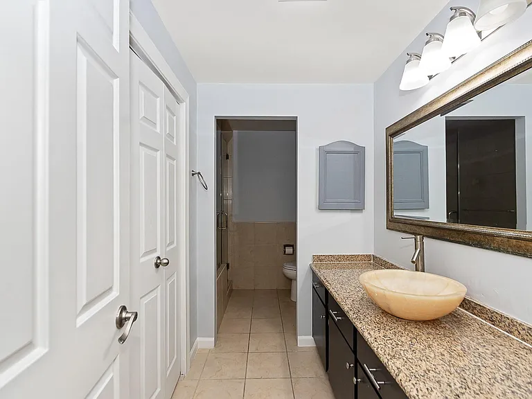 661 Bering Dr #504 — Photo 26