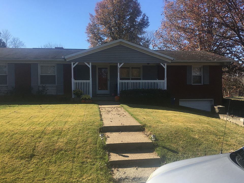 2nd image of 311 Lakeview Ave