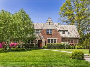 82 Brookfield Rd, Mount Vernon, NY 10552