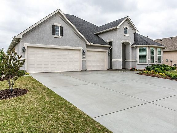 2nd image of 9808 Stonewood Dr
