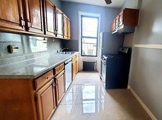 64-41 Catalpa Ave #2R, Ridgewood, NY 11385