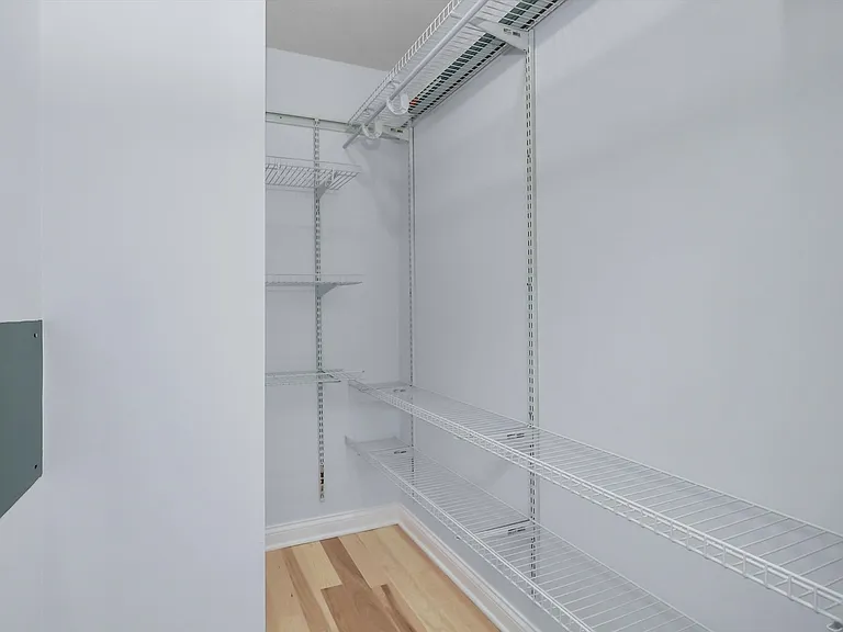 222 N Columbus Dr #407 — Photo 14
