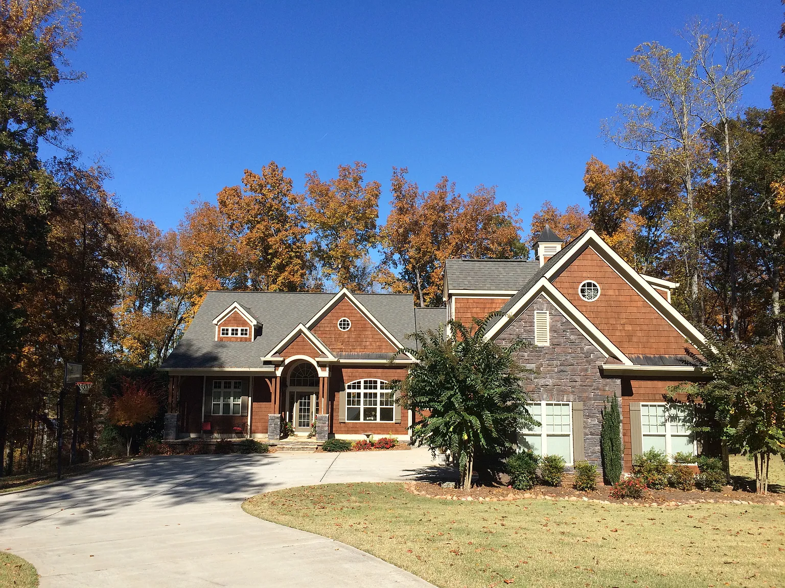 120 Drew Ct photo 1