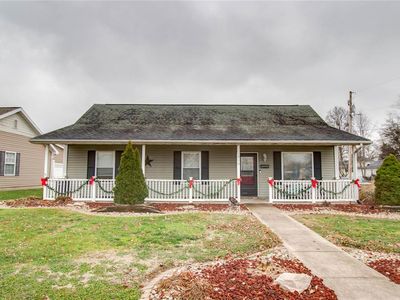 410 E Pearl St, Jerseyville, IL, 62052