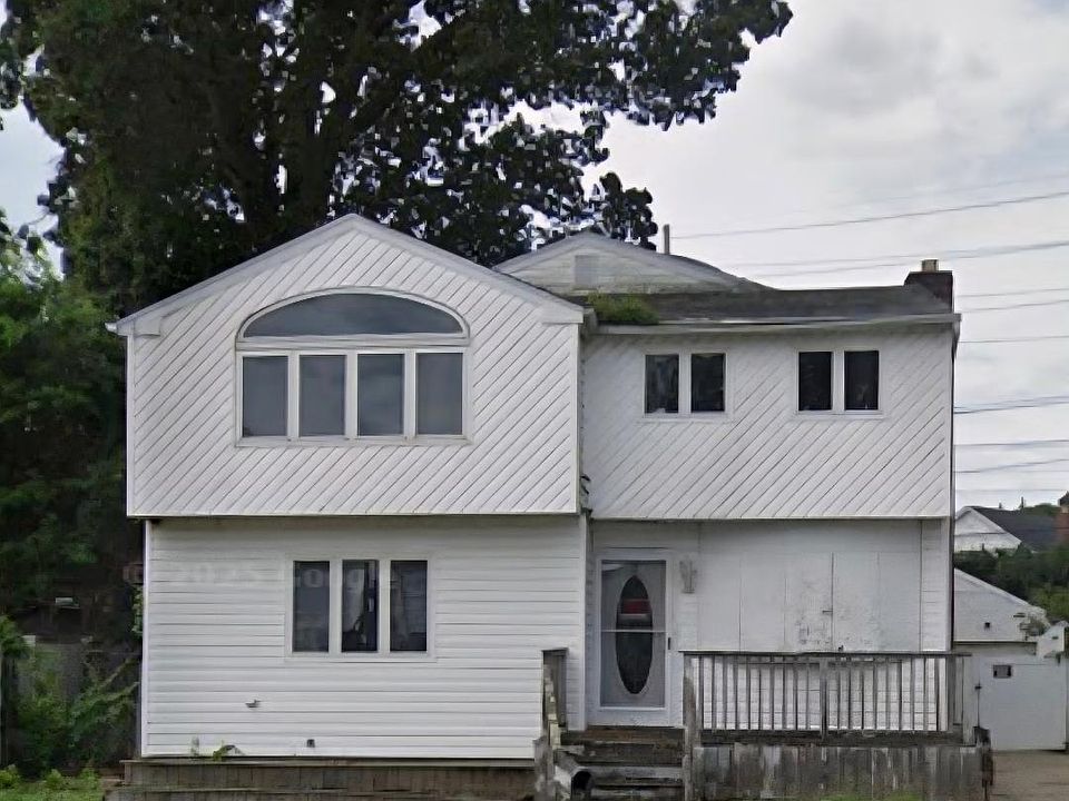 1st image of 2434 Martin Avenue