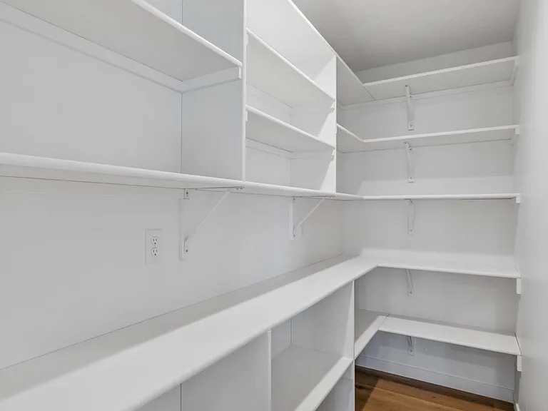 Castle Pine Dr — Photo 16