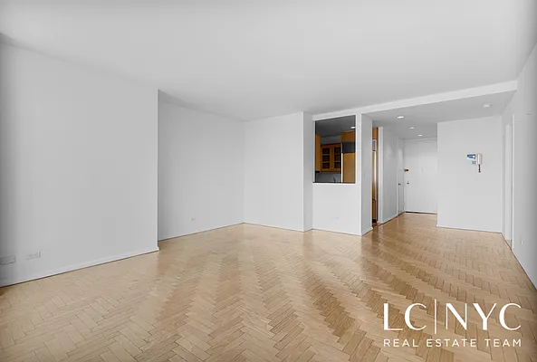 Rented by Keller Williams NYC | media 4
