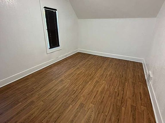 5th image of 1322 S 8th St